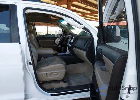 2008 Toyota Sequoia Sr5 5.7L V8 z USA, uszkodzony, nr VIN 5TDBY64A78S013778